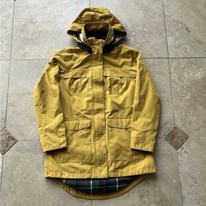Pendleton Women's Yellow Rain Jacket Size Medium